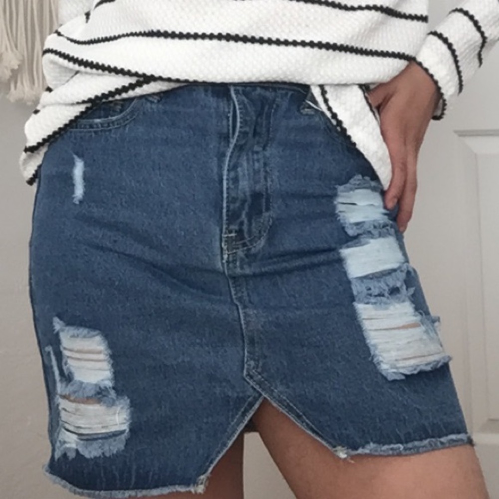NWT Denim Distressed Skirt - Picture 6 of 6